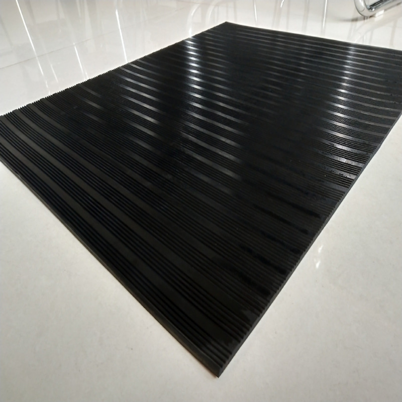 Black Wide/Board Ribbed Rubber Sheet Roll