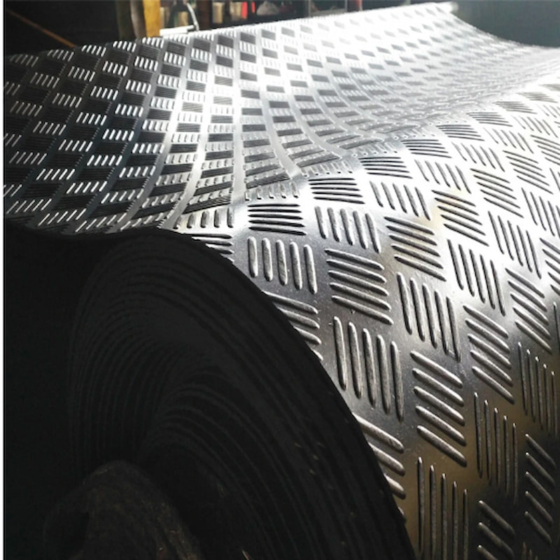 Anti-Slip Checker Rubber Sheet